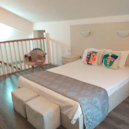 Casa de hóspedes Time Out 4*