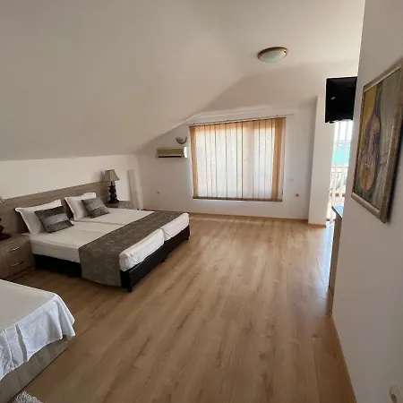 Time Out Pensjonat 4*