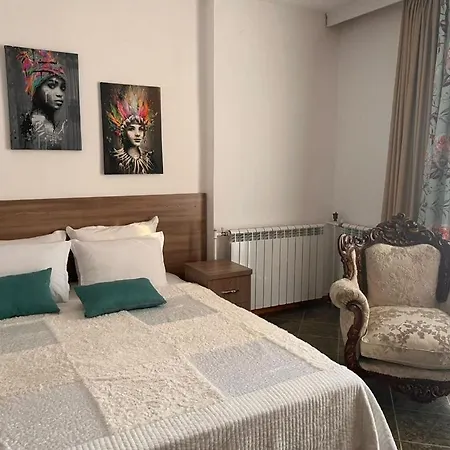 Time Out Pensjonat 4*