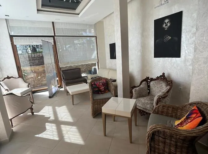 Time Out Къща за гости 4*