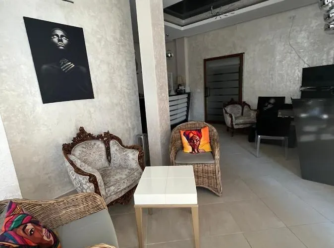 Къща за гости Time Out