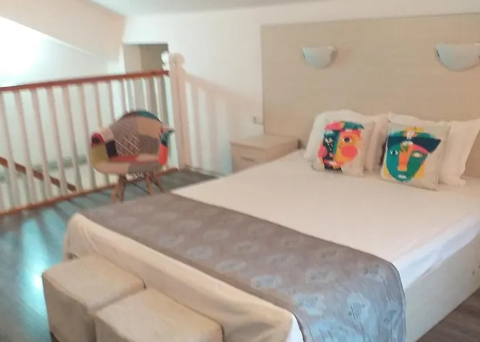 Къща за гости Time Out 4*