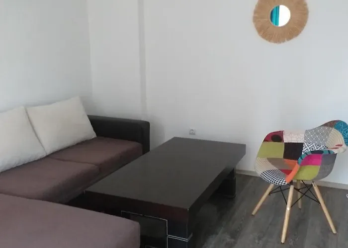 Къща за гости Time Out